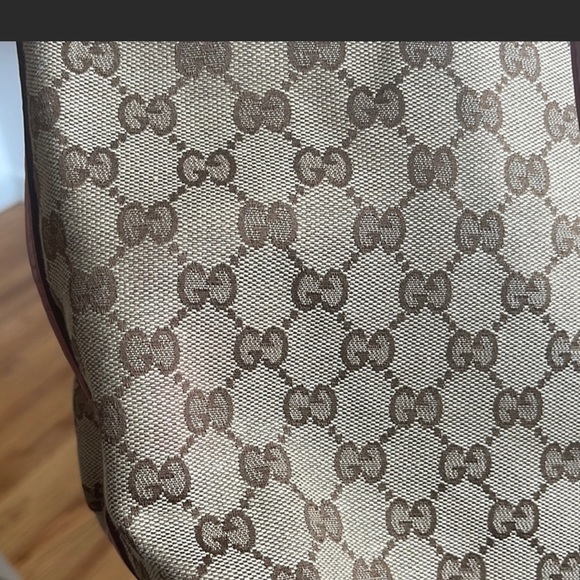 GUCCI Craft Beige/Brown Monogram Brick Red
Leather Large Tote Bag - Picture 10 of 11